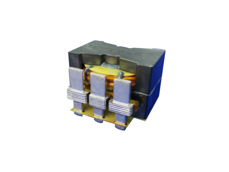 Advantages and precautions of small transformers